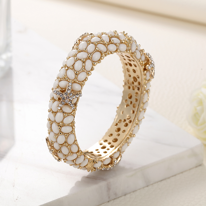 Sally's Paradise-regalo de Nav - Paradise Jewelry & Watches Llc Miami Reviews reseña y precio