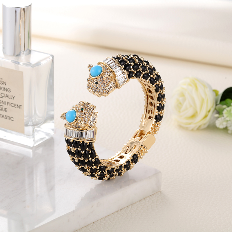 Pulseras de animales Sally's P - Paradise Jewelry & Watches Llc Miami Reviews reseña y precio