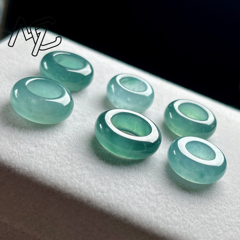 Colgante de Anillo con Cuentas - The Jewelry & Watches reseña y precio