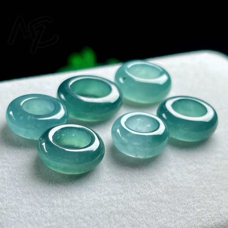 Colgante de Anillo con Cuentas - The Jewelry & Watches reseña y precio