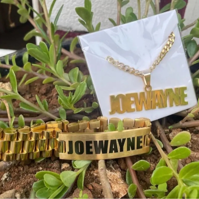 Collar con nombre personalizad - Engraved Name Necklace reseña y precio