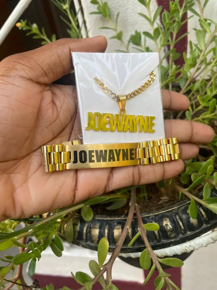 Collar con nombre personalizad - Engraved Name Necklace reseña y precio